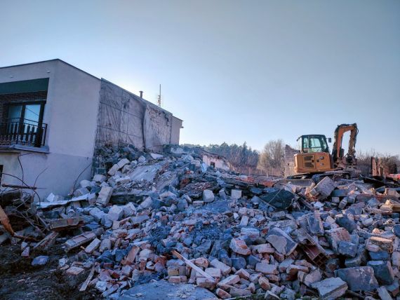 img_20250319_162807321_hdr-2