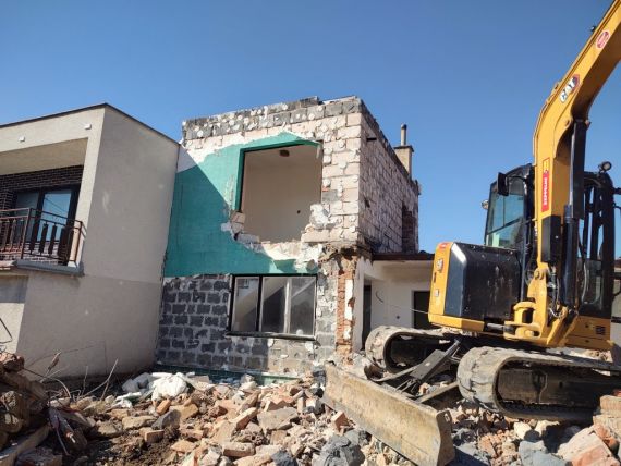 img_20250319_110750878_hdr-2